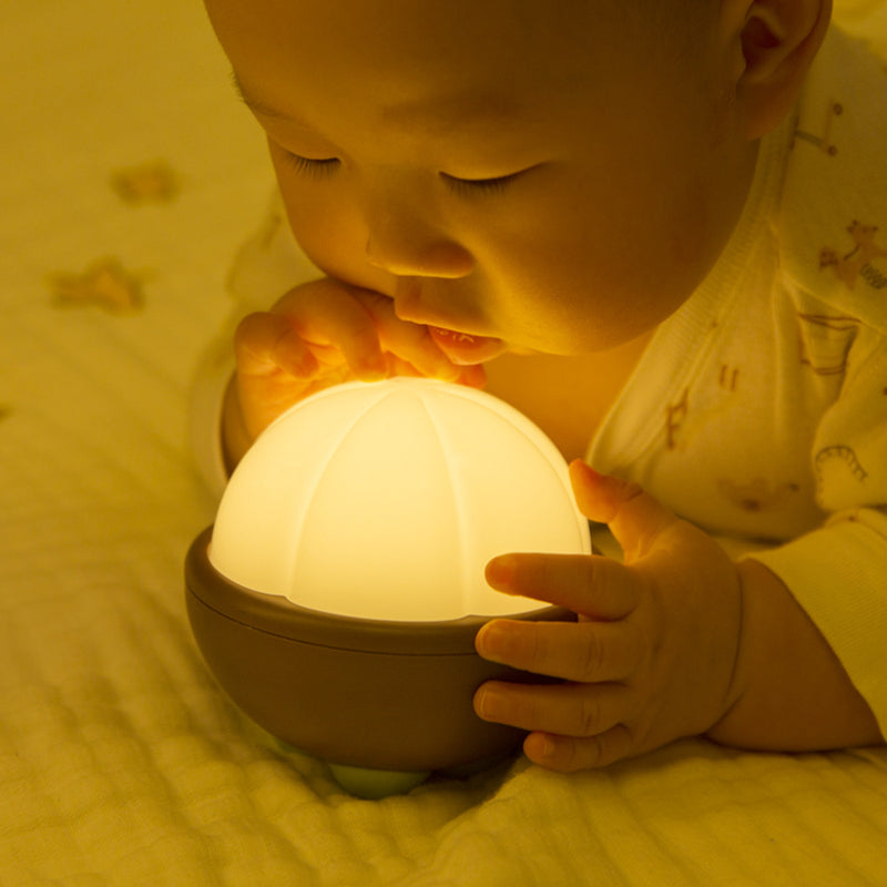 Creative Small Bamboo Night Light With Children Sleeping