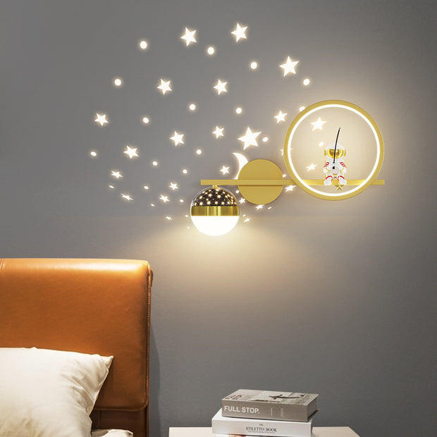 Astronaut Star Projector Night Light – Kids’ Bedroom & Nursery Wall Lamp